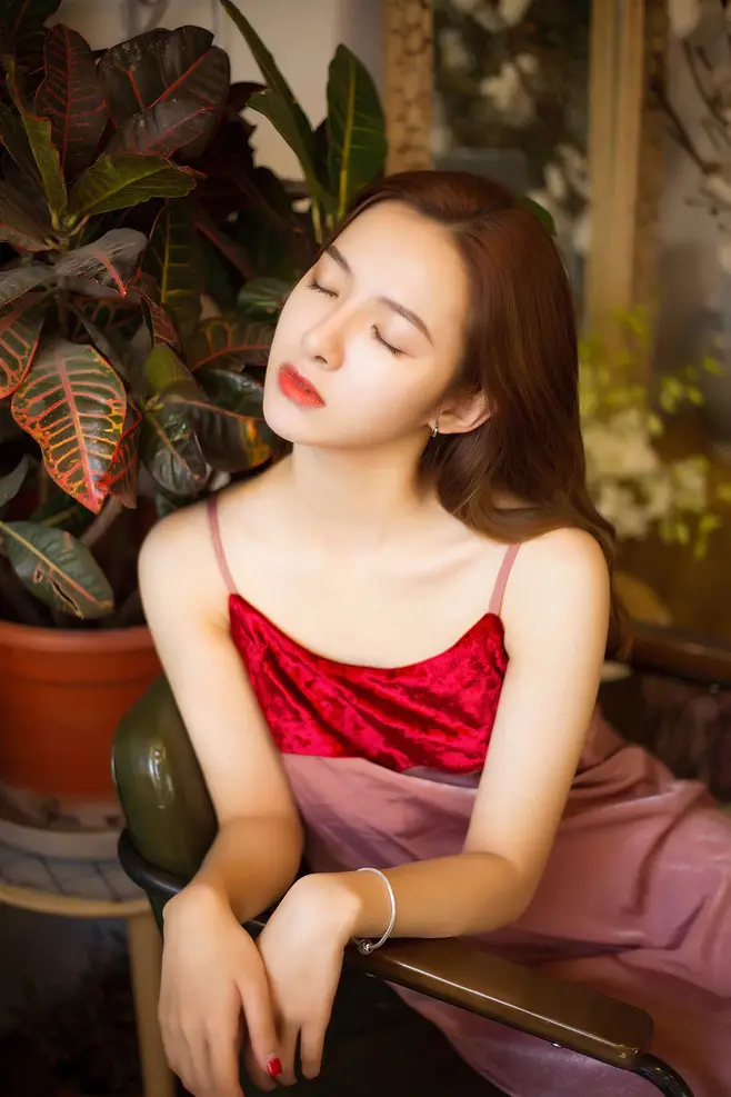 杭州广州高端商务伴游晓雯