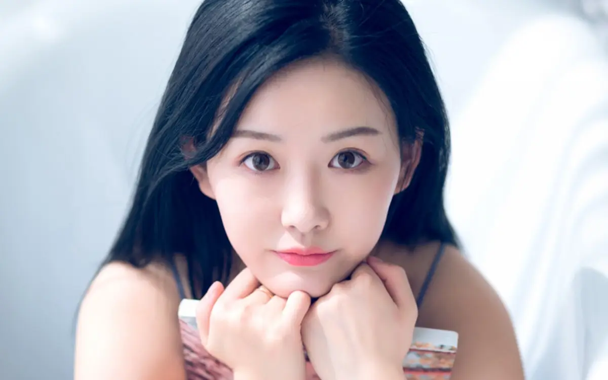 杭州哈尔滨私人伴游燕子