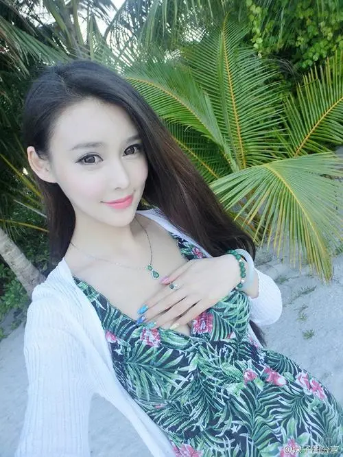 杭州柳州伴游张莉