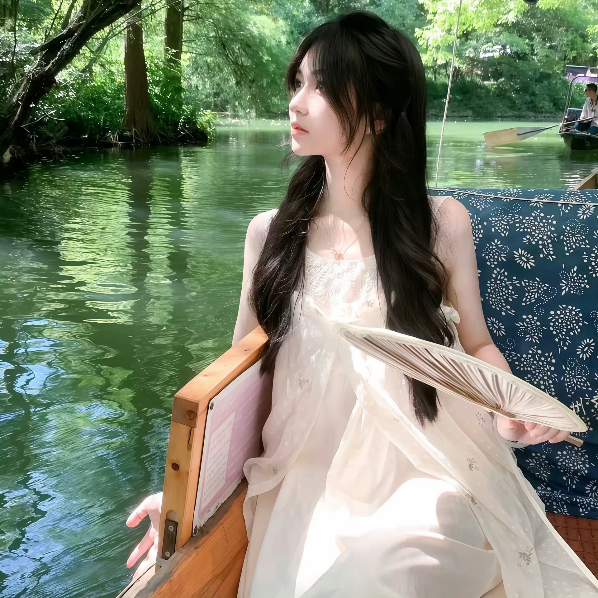 杭州伴游女生 | 悦澜的资料